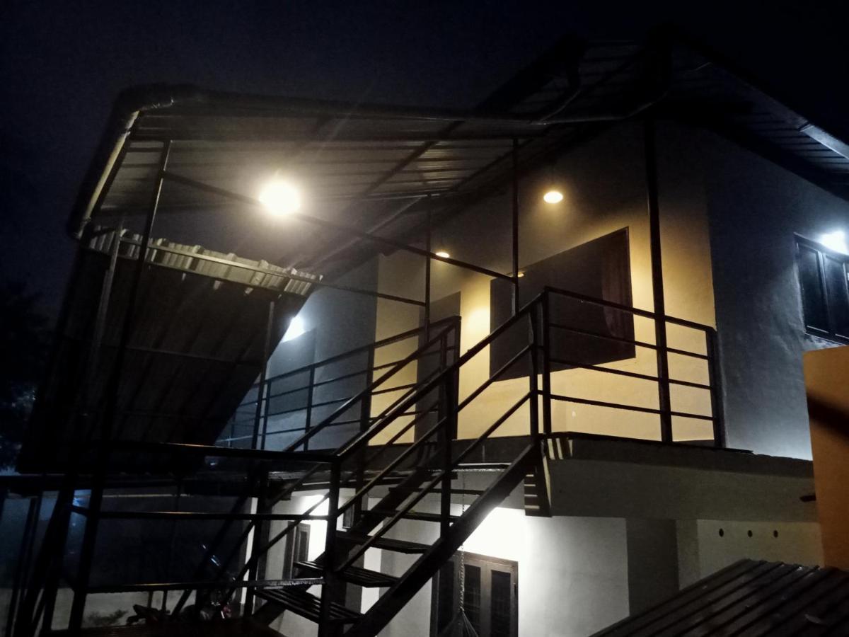 La Casa De Alexa Homestay Idukki Exterior foto